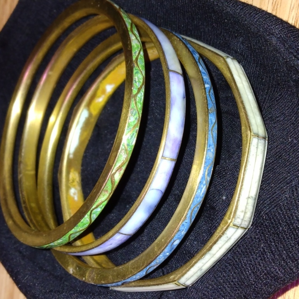 BANGLES Vintage cloisonne brass bracelets - Picture 1 of 2